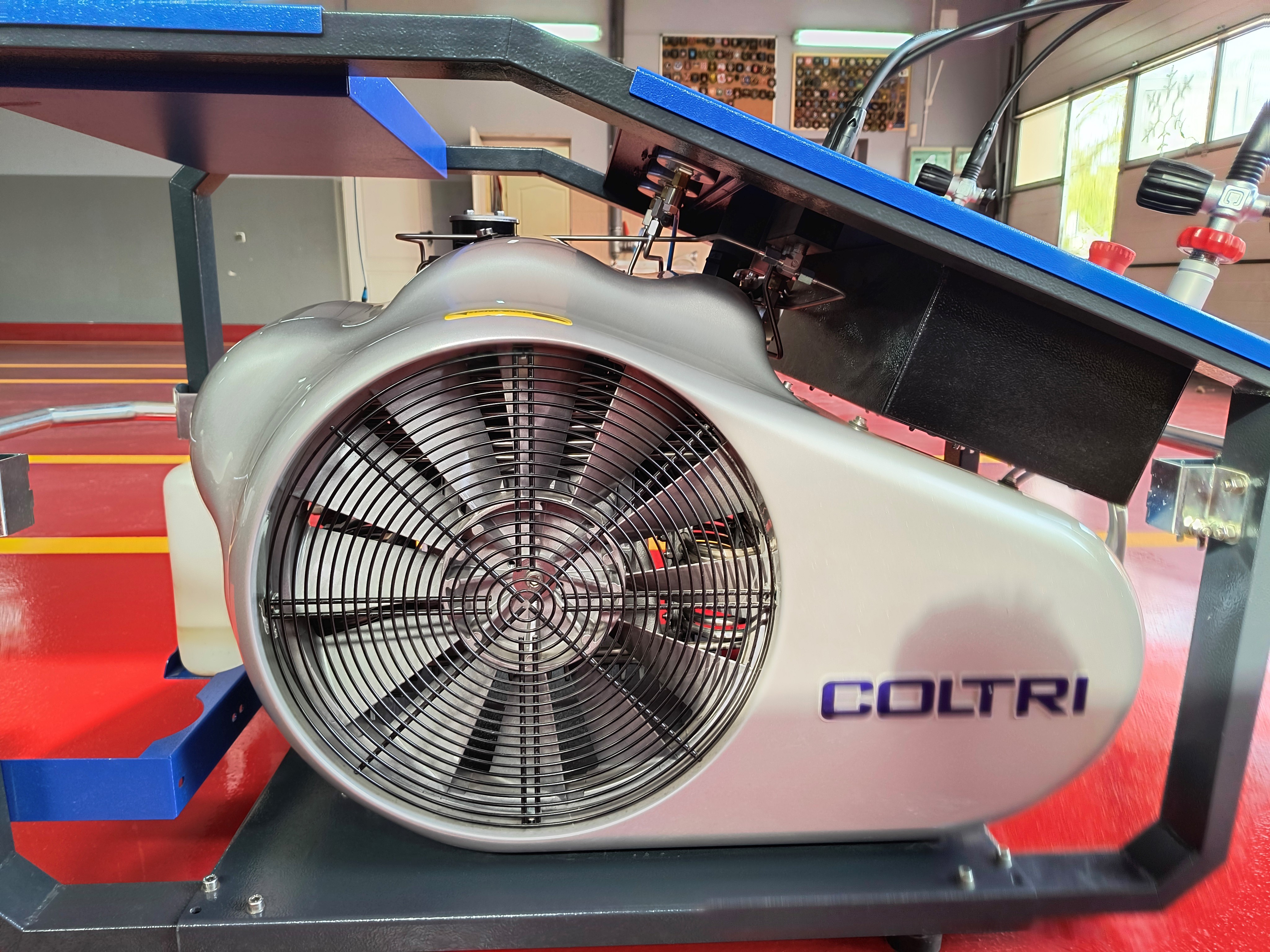 UŻYWANA Sprężarka Coltri MCH 16 ERGO z silnikiem elektrycznym 3 fazowym.