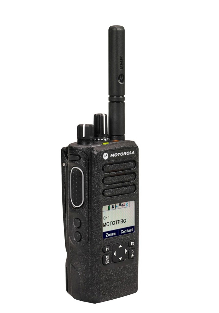 Radiotelefon DP4600e Motorola z ładowarką biurkową i akumulatorem 2100 mAh