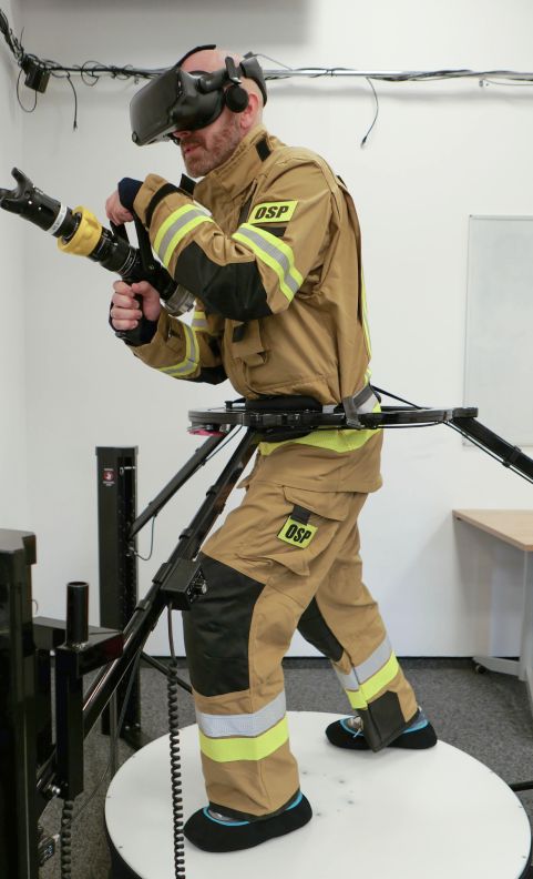 Trenażer VR Fire&Flames dla strażaków - wersja z bieżnią