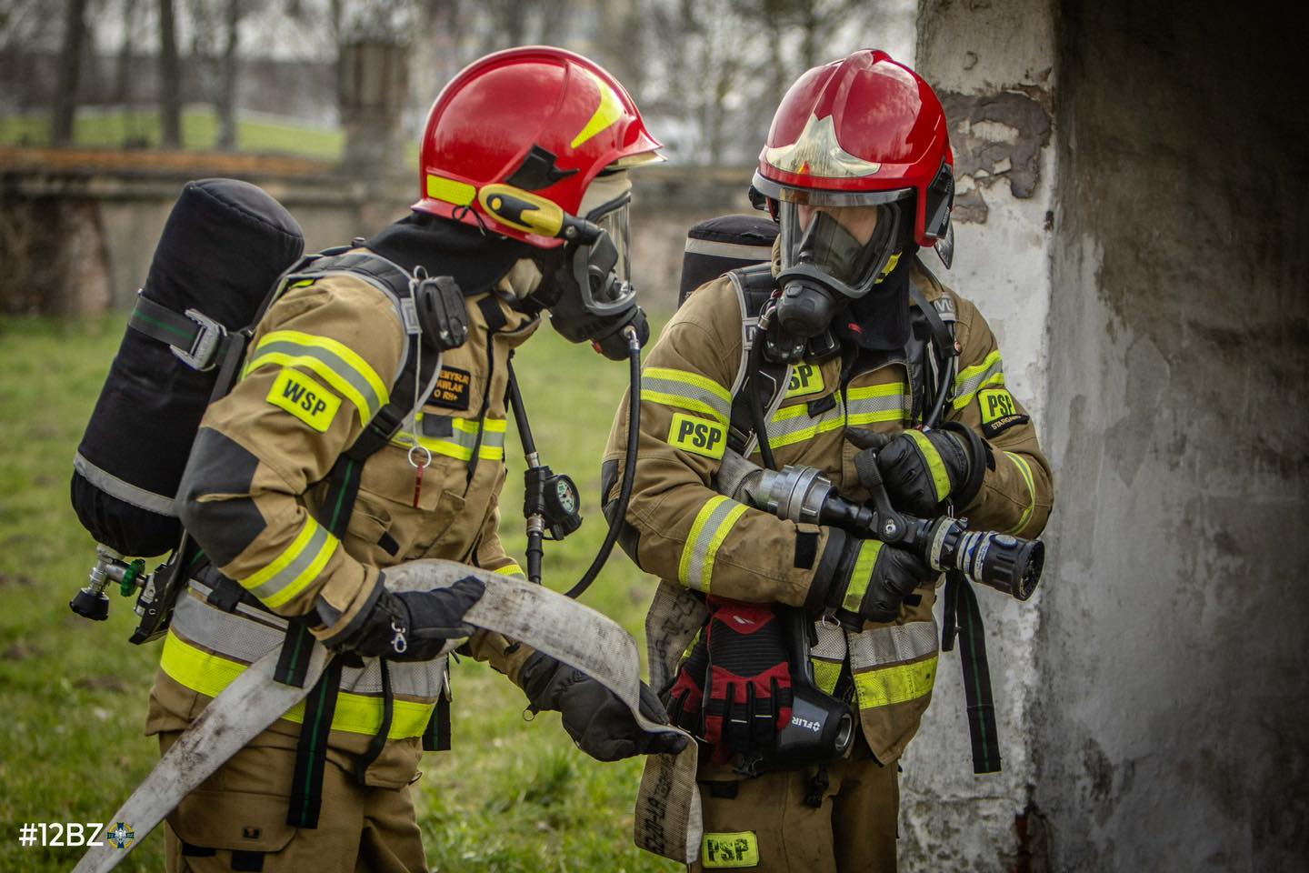 Wspólne ćwiczenia strażaków PSP i WSP ze Stargardu