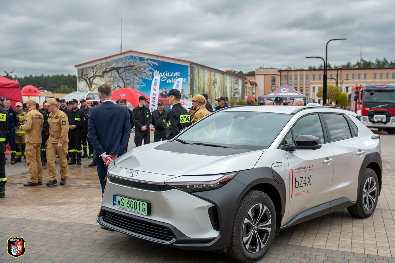 Siemiatycze. Warsztaty o elektrykach i hybrydach