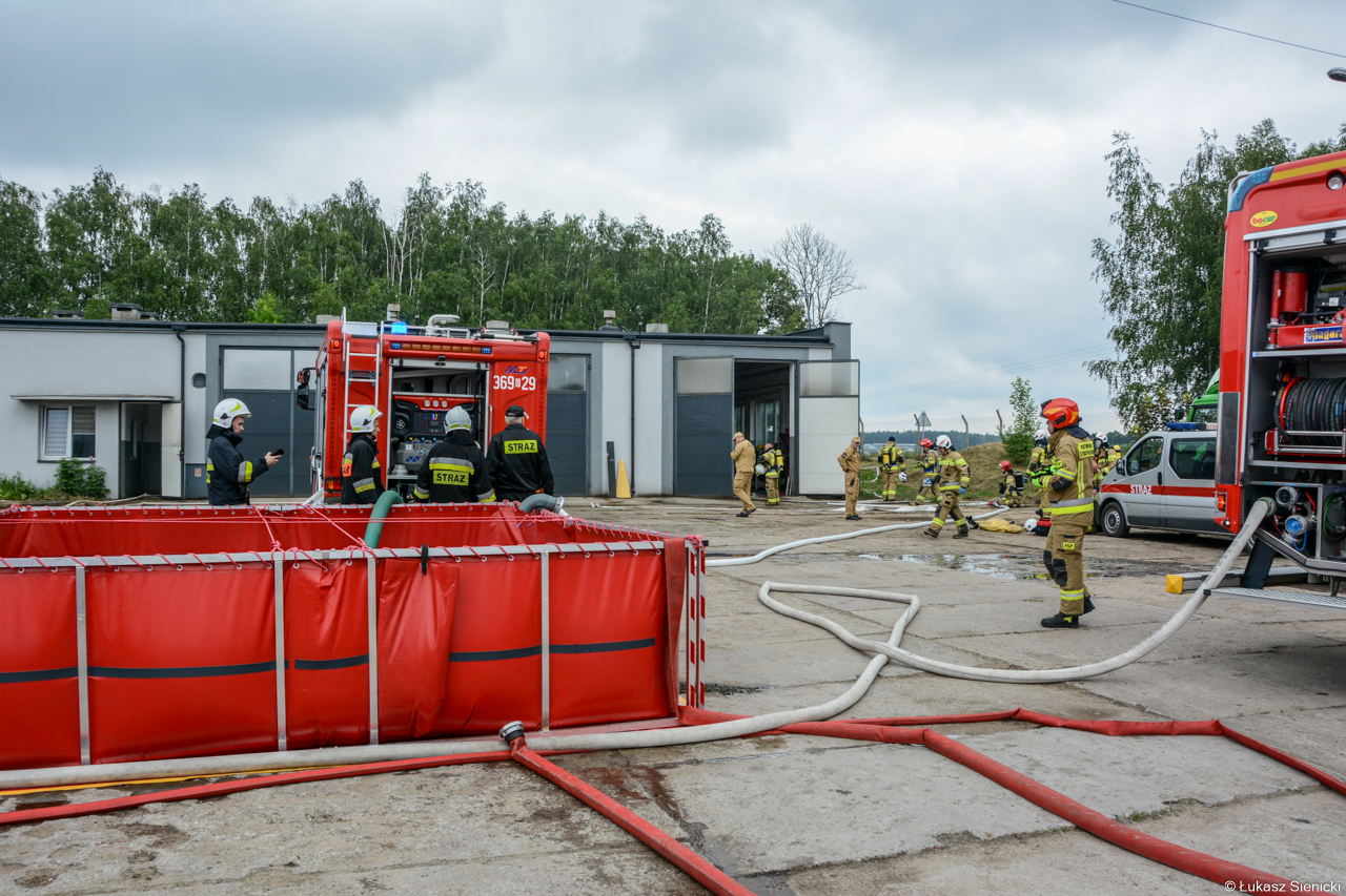 Ćwiczenia strażaków z gminy Śniadowo